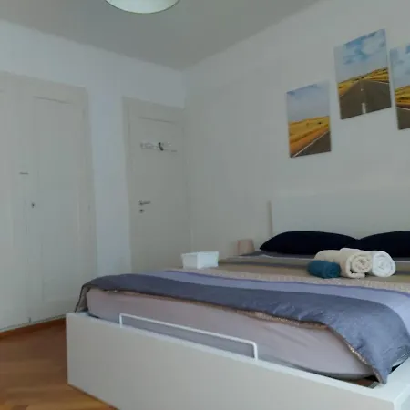 4 Minutes From Train Station