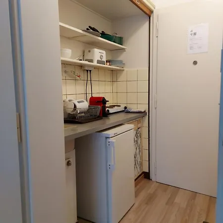4 Minutes From Train Station Apartment