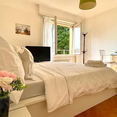 4 Minutes From Train Station