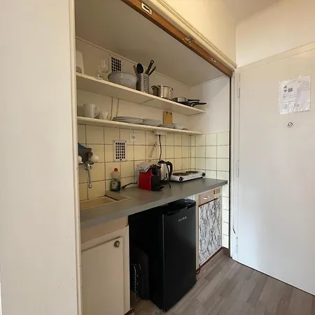 Apartment 4 Minutes From Train Station